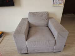 need to sell urgently 2+1 sofa set for 40 Omr