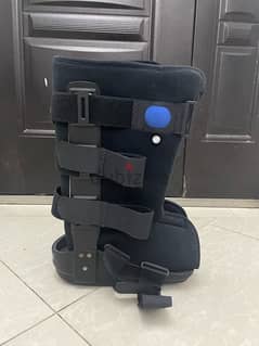 Tynor Medical Boot Left side