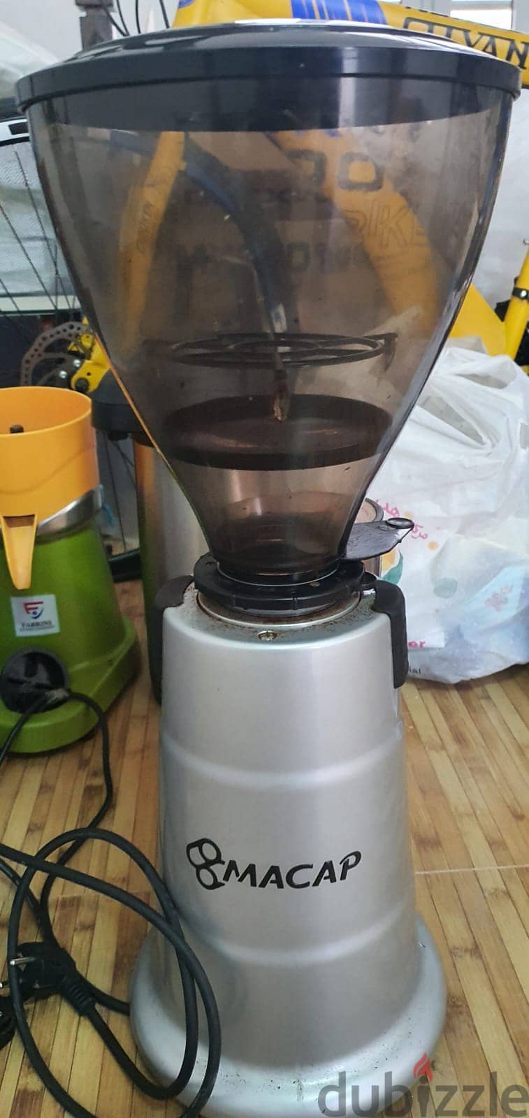 Spain Made Coffee Machine for Sale With Grinder 3