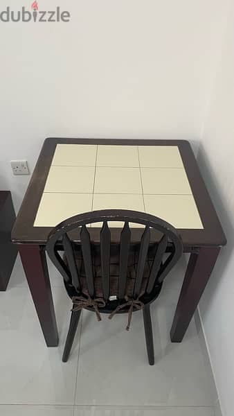 Dining table + Chair