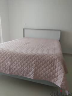 Reduced price! Bed in excellent condition 160x200cm 0