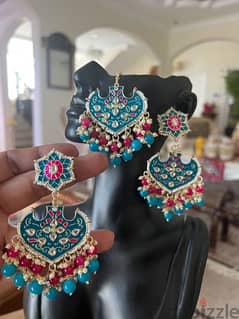 earrings with maang tika