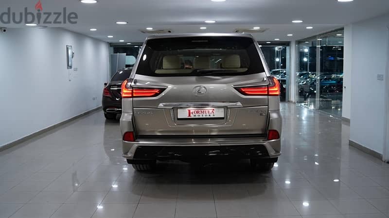 Lexus LX-Series 2018 4