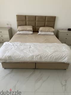 King Size Bed + Matress