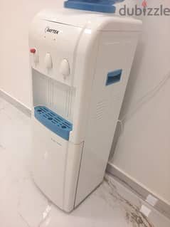 excellent water cooler/ dispenser like new
