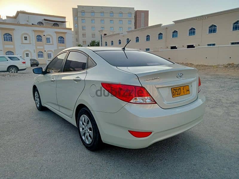 ( Omly 83,000 km ) Hyundai Accent 2017 Oman 1.4cc 2