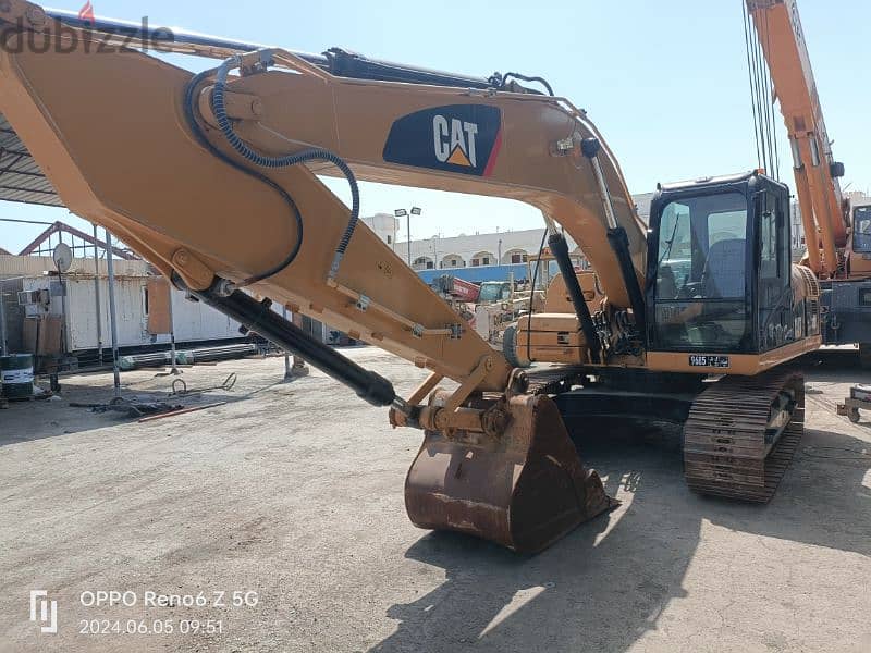 CAT 320 Excavator 0