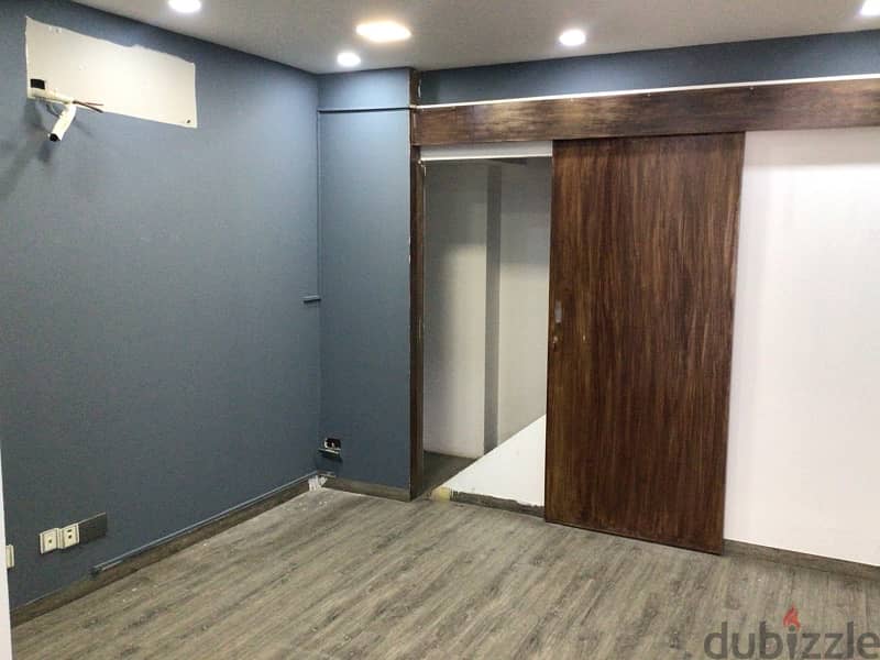 Commercial  Shop / office showroom for rent in Ruwi area 80 sqmt 6