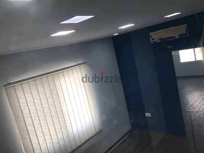 Commercial  Shop / office showroom for rent in Ruwi area 80 sqmt 12