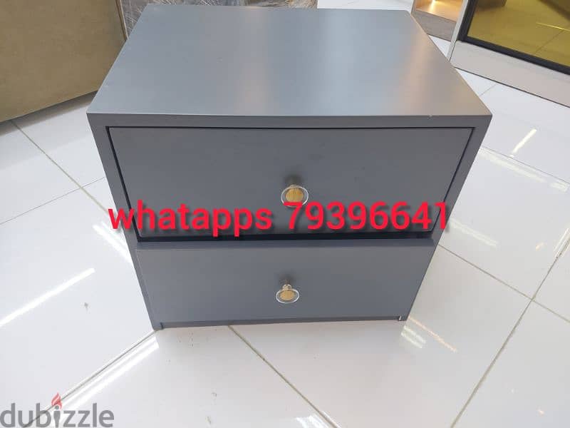 new Night stand without delivery 1 piece 20 rial 5