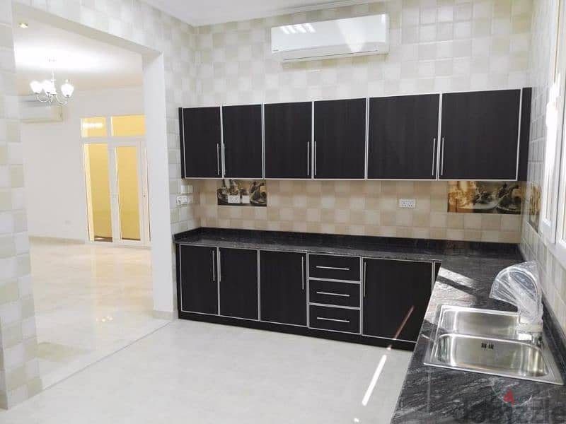 townhouse for rent in seeb 3