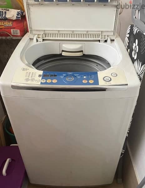 OMidea Washing  10 Kg for sale in good condition +water dispenser 4