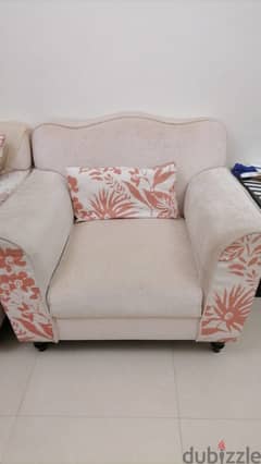Single Seater sofa - very good condition