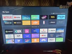 Ikon HD Smart TV 32inch with TV showcase