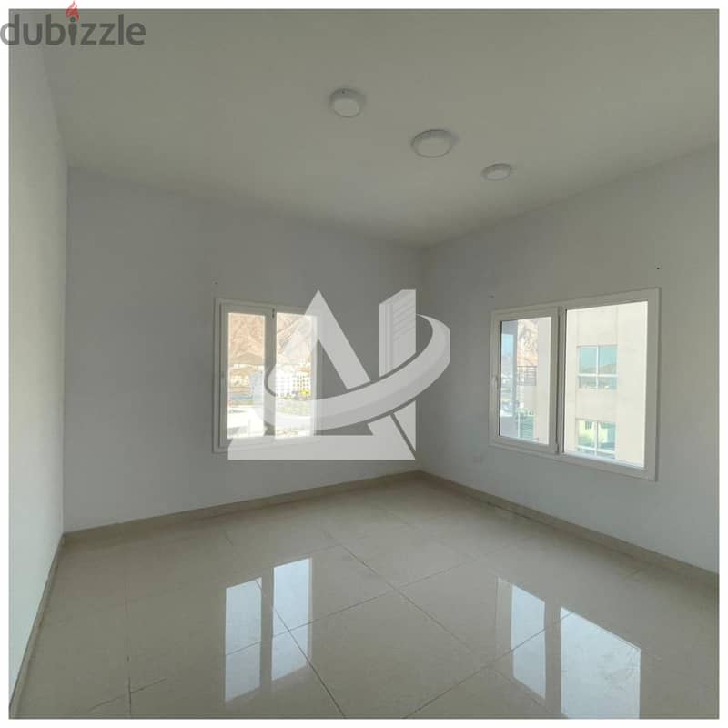 *ADV172*5BR+Maid Villa for Rent in Bausher Al muna in a complex 10