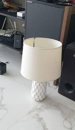 beautiful Table lamp- urgent sale- expat leaving