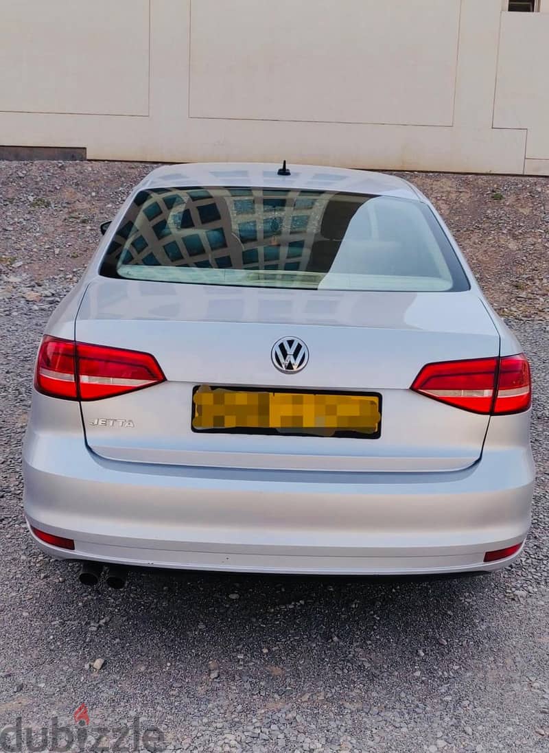 Volkswagen Jetta 2015, Less than 1,16,000 KM, Nice Condition Car. 3