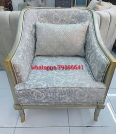 Wooden sofa 8th seater with table