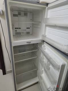Sharp medium refrigerator