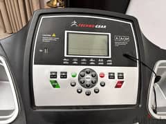 Well maintained TreadMill for Urgent Sale
