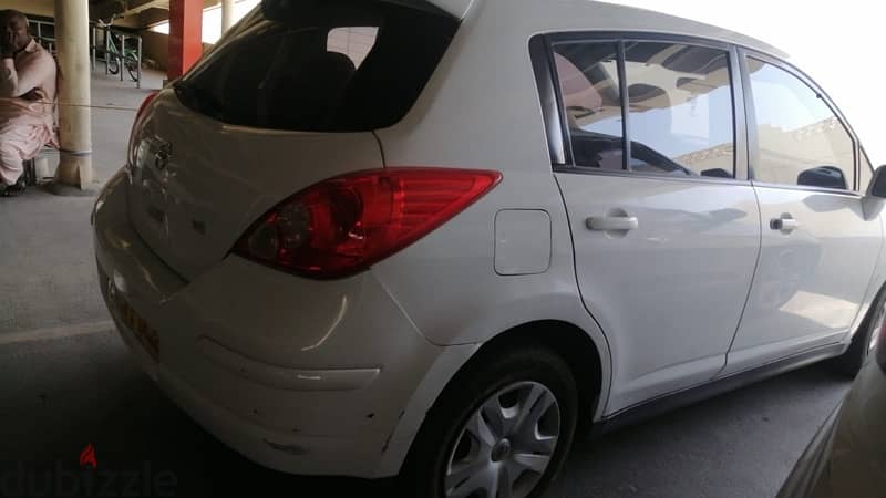 Nissan Tiida 2013 1