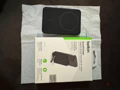 Belkin 5000k Magnetic wireless Charger + Stand