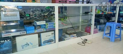 Showcase Shop Counter