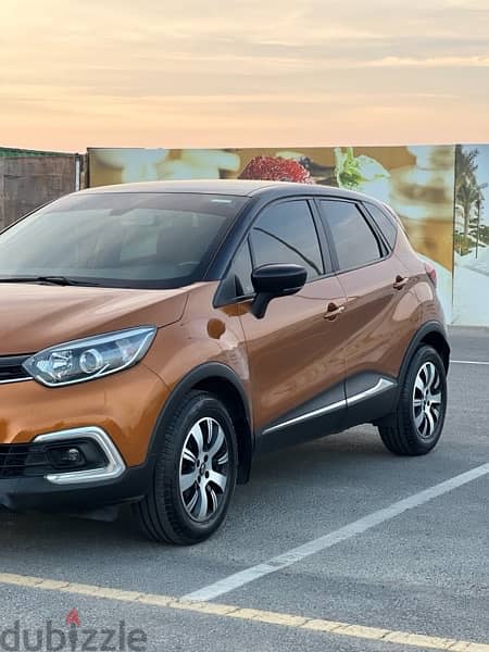 Renault CAPTUR 2019 6