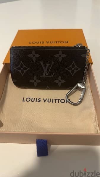 Louis Vuitton key pouch 1