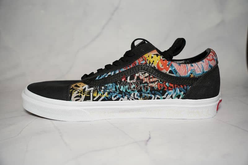 Men's Shoes -  VANS Old Skool Limited edition 9