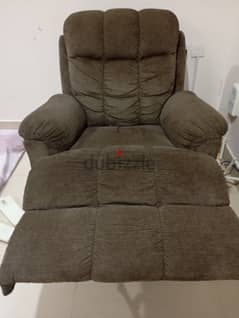 Good condition ,Recliner sofa, Home center product buying before 3 mo