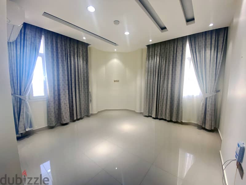 Beautiful 5BHK Compound Villa for Rent in Qurum Heights - PPV233 10