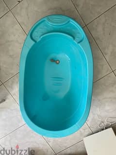baby bath tub new condition