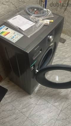 Hisense 7 KG washing machine rarely used still with plastic