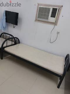 single room rent and bed space for bachelor in flat