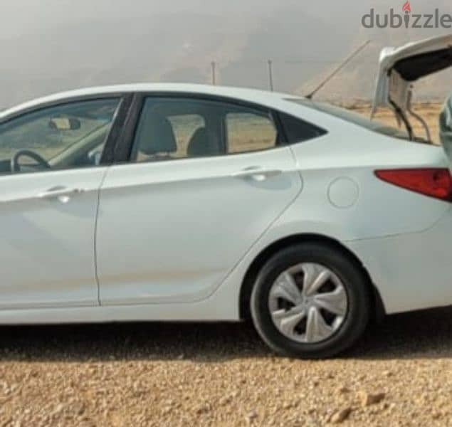 Hyundai Accent 2015 3