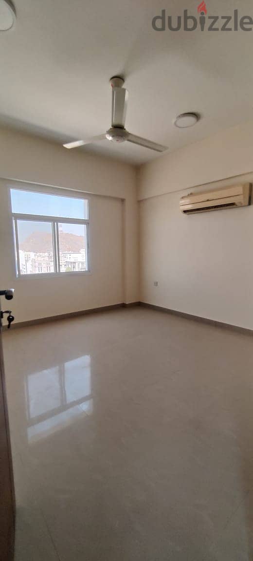 Spacious & Prime Location (Behind sheraton hotel) 15