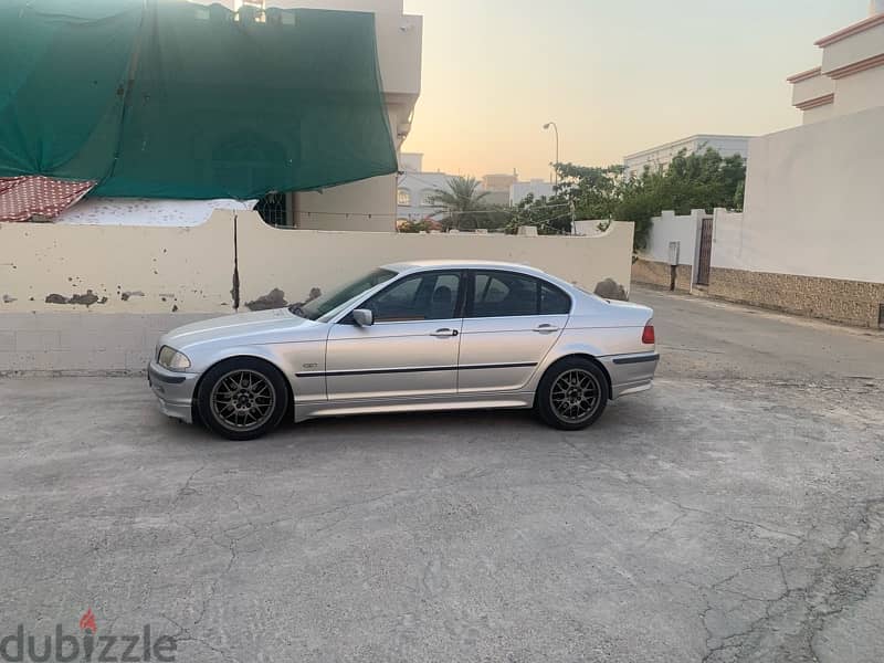 BMW 323 1998 2
