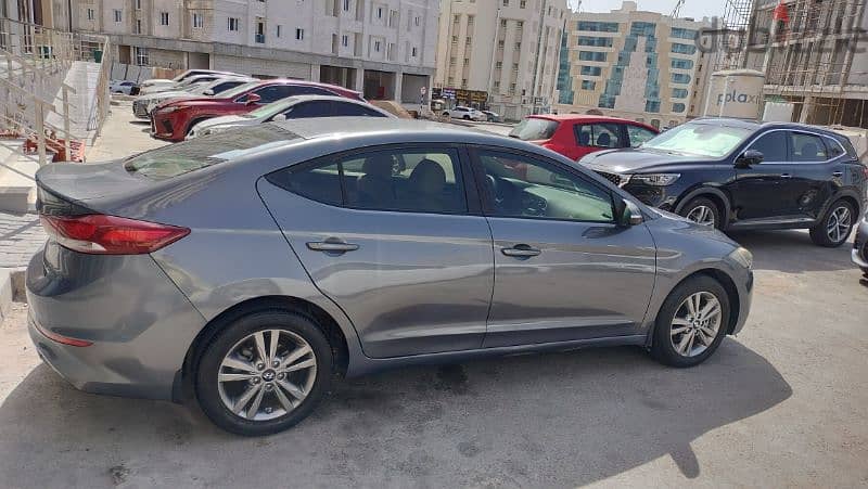 Hyundai Elantra for rent 7 Rials monthly 3