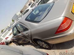 Mercedes-Benz S 350 2003 with minor accident