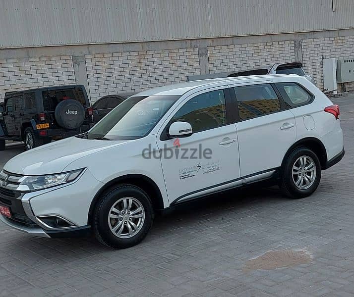 Mitsubishi Pajero Mitsubishi Outlander 4x4 SUV daily 15 Rials 5