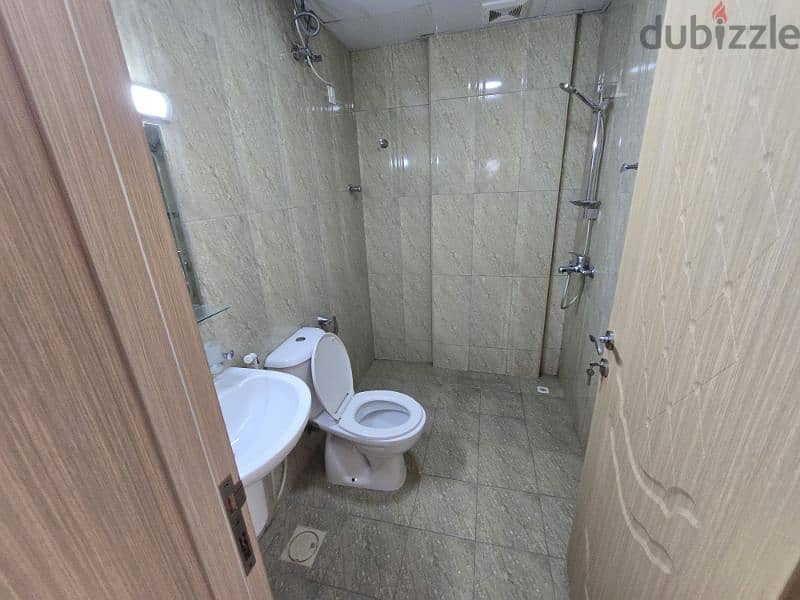 spacious flat in PSO area top level nice view 18