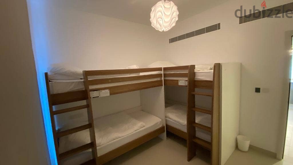 Spacious 2-Bed Apartment in Jebel Sifah | شقة غرفتين للبيع في جبل سيفة 5