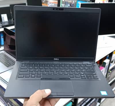 Dell 5400 Core i7 8th Gen (32GB / 1TB) Laptop