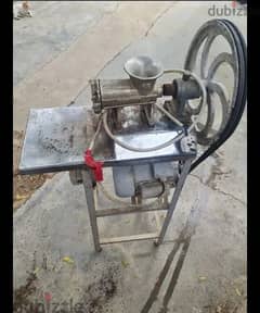 Qema Machine with big attach motor 80 Riyal cal whatsap 79146789
