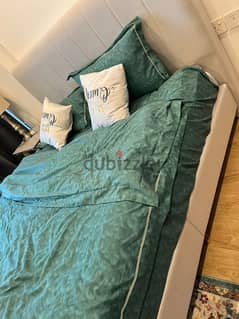 Pan Emirates double bed