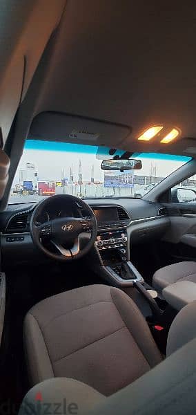 Hyundai Elantra 2020 11