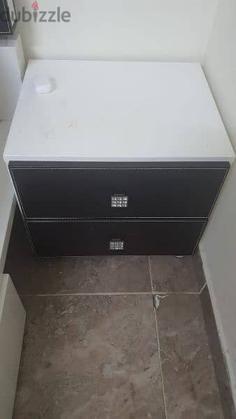 Bedroom set for Sell 1