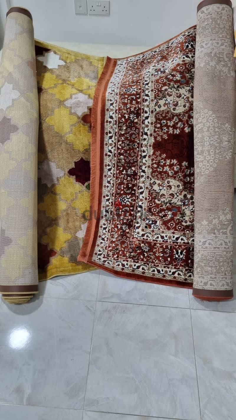 Living room & Bed Room carpet big size very good condition. 5
