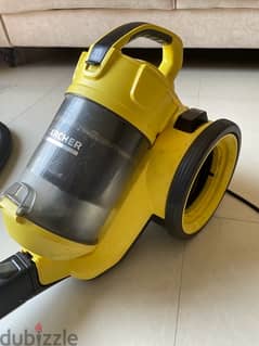 KARCHER 1100W Vacuum cleaner